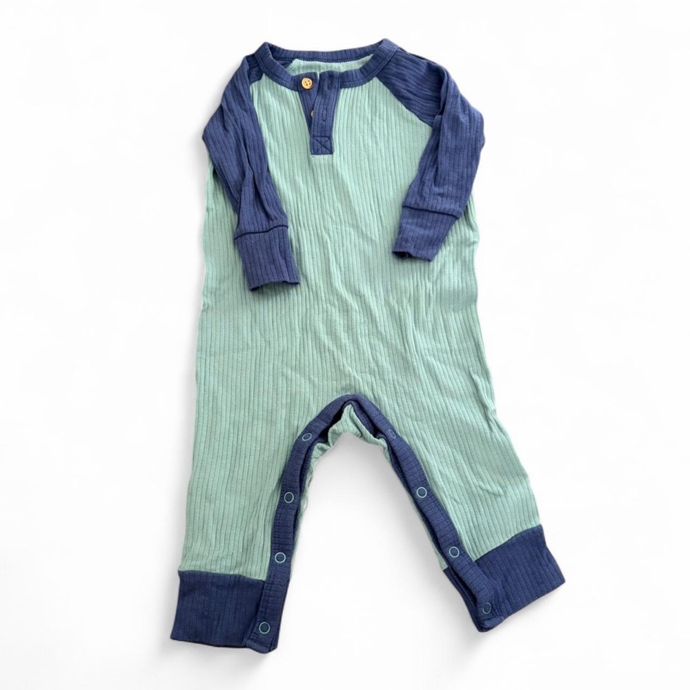 Cat & Jack Blue and Green Baby Outfit
